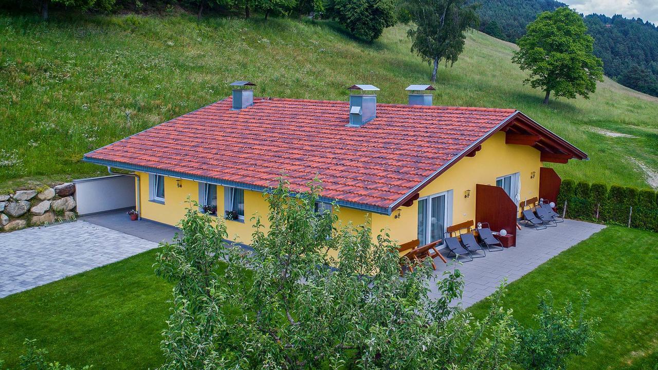 Appartament Eichnerhof Chienes Exterior foto